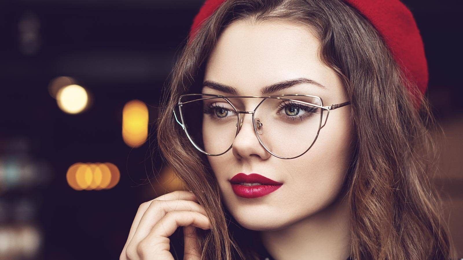 Top 5 Biggest Trends in Women’s Glasses in 2021